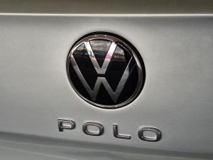 Volkswagen Polo hatch 1.0TSI Life manual - Image 14