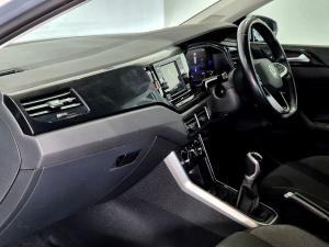 Volkswagen Polo hatch 1.0TSI Life manual - Image 18