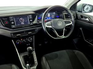 Volkswagen Polo hatch 1.0TSI Life manual - Image 19