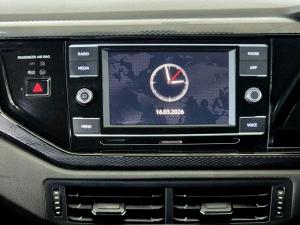 Volkswagen Polo hatch 1.0TSI Life manual - Image 21