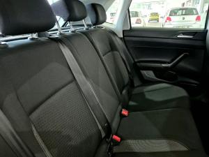 Volkswagen Polo hatch 1.0TSI Life manual - Image 23