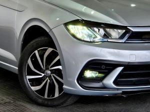 Volkswagen Polo hatch 1.0TSI Life manual - Image 5