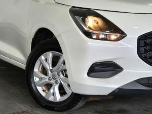 Suzuki Swift 1.2 GL+ auto - Image 3