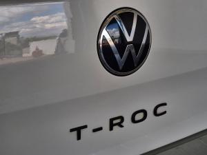 Volkswagen T-Roc 2.0TSI 4Motion R-Line - Image 15