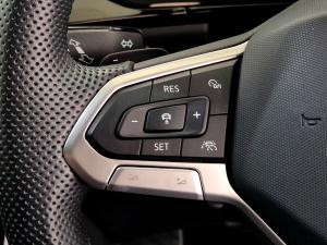 Volkswagen T-Roc 2.0TSI 4Motion R-Line - Image 30