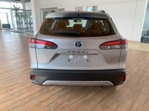 Toyota Corolla Cross 1.8 HEV XR - Image 8