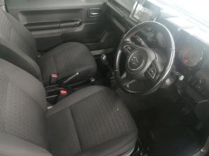 Suzuki Jimny 1.5 GLX AllGrip 3-door manual - Image 9