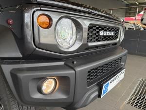 Suzuki Jimny 1.5 GLX AllGrip 5-door manual - Image 12