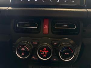 Suzuki Jimny 1.5 GLX AllGrip 5-door manual - Image 27