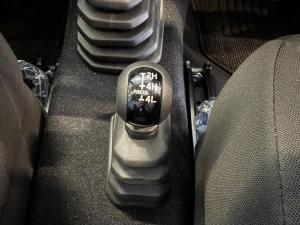 Suzuki Jimny 1.5 GLX AllGrip 5-door manual - Image 28