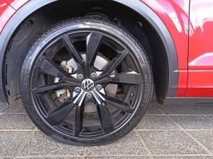 Volkswagen T-Roc 2.0TSI 4Motion R-Line - Image 3