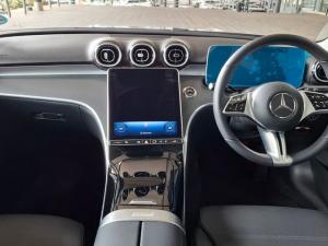 Mercedes-Benz C-Class C200 Avantgarde - Image 7