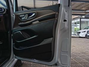 Mercedes-Benz V-Class V300d Exclusive - Image 8