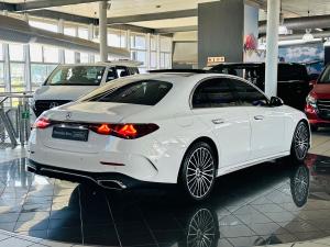 Mercedes-Benz E-Class E200 Avantgarde - Image 2