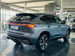 MG HS 2.0T Luxury - Image 2