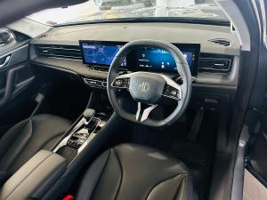 MG HS 2.0T Luxury - Image 3