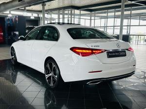 Mercedes-Benz C-Class C200 Avantgarde - Image 10