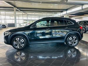 Mercedes-Benz GLA GLA200 - Image 10