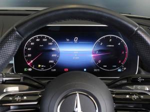 Mercedes-Benz C-Class C220d Avantgarde - Image 14