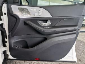 Mercedes-Benz GLE GLE400d coupe 4Matic AMG Line - Image 13
