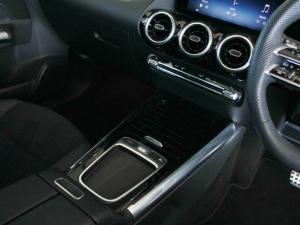 Mercedes-Benz GLA GLA200 Progressive - Image 15