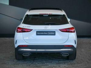 Mercedes-Benz GLA GLA200 Progressive - Image 3