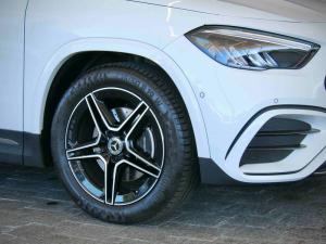 Mercedes-Benz GLA GLA200 Progressive - Image 7