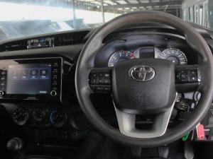 Toyota Hilux 2.4GD-6 Xtra cab Raider manual - Image 11
