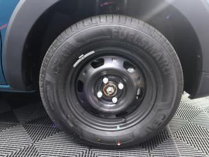 Renault Triber 1.0 Evolution - Image 7