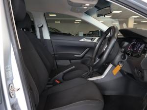 Volkswagen Polo hatch 1.0TSI Comfortline auto - Image 11