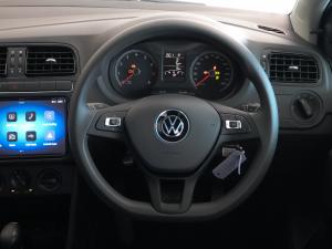 Volkswagen Polo Vivo hatch 1.6 Life - Image 11