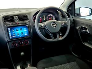 Volkswagen Polo Vivo hatch 1.6 Life - Image 26