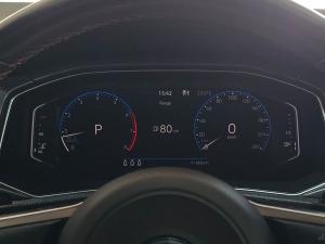 Volkswagen T-Roc 2.0TSI 140kW 4Motion R-Line - Image 17