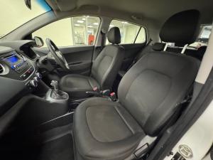 Hyundai Grand i10 1.0 Motion auto - Image 7