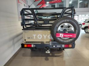 Toyota Land Cruiser 79 4.5D-4D LX V8 single cab - Image 5