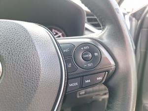 Toyota RAV4 2.0 VX - Image 10