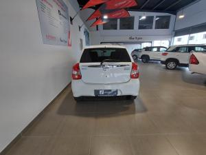 Toyota Etios hatch 1.5 Sprint - Image 5