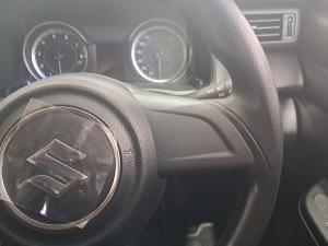 Suzuki Ertiga 1.5 GA - Image 10