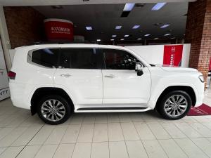 Toyota Land Cruiser 300 3.3D ZX - Image 3
