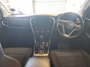 Isuzu mu-X 3.0TD LS - Image 6