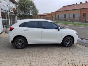 Suzuki Baleno 1.5 GL manual - Image 3