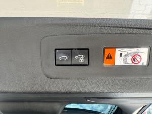 Toyota Land Cruiser Prado 2.8GD VX-R - Image 25