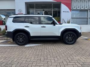 Toyota Land Cruiser Prado 2.8GD VX-R - Image 3