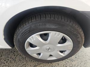 Nissan NP200 1.6 Safety PackS/C - Image 6