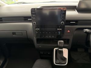 Hyundai Staria 2.2D Executive automatic - Image 20