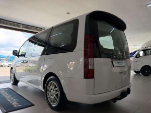 Hyundai Staria 2.2D Executive automatic - Image 4