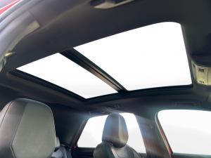 Volkswagen T-Roc 2.0TSI 4Motion R-Line - Image 15