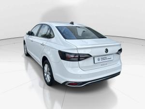 Volkswagen Polo sedan 1.6 Life - Image 5