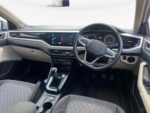 Volkswagen Polo sedan 1.6 Life - Image 9