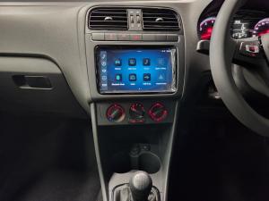 Volkswagen Polo Vivo hatch 1.4 - Image 8